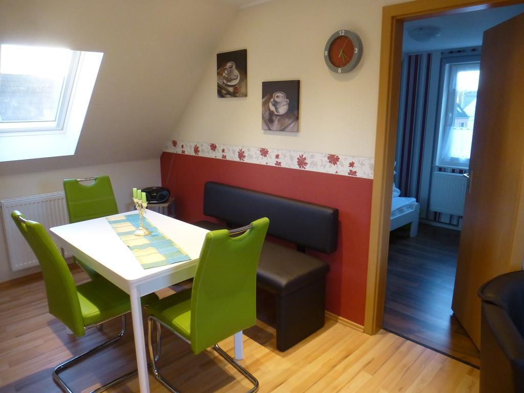 As Bi Uns To Huus Apartman Wilhelmshaven Kültér fotó