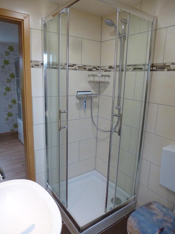 As Bi Uns To Huus Apartman Wilhelmshaven Kültér fotó