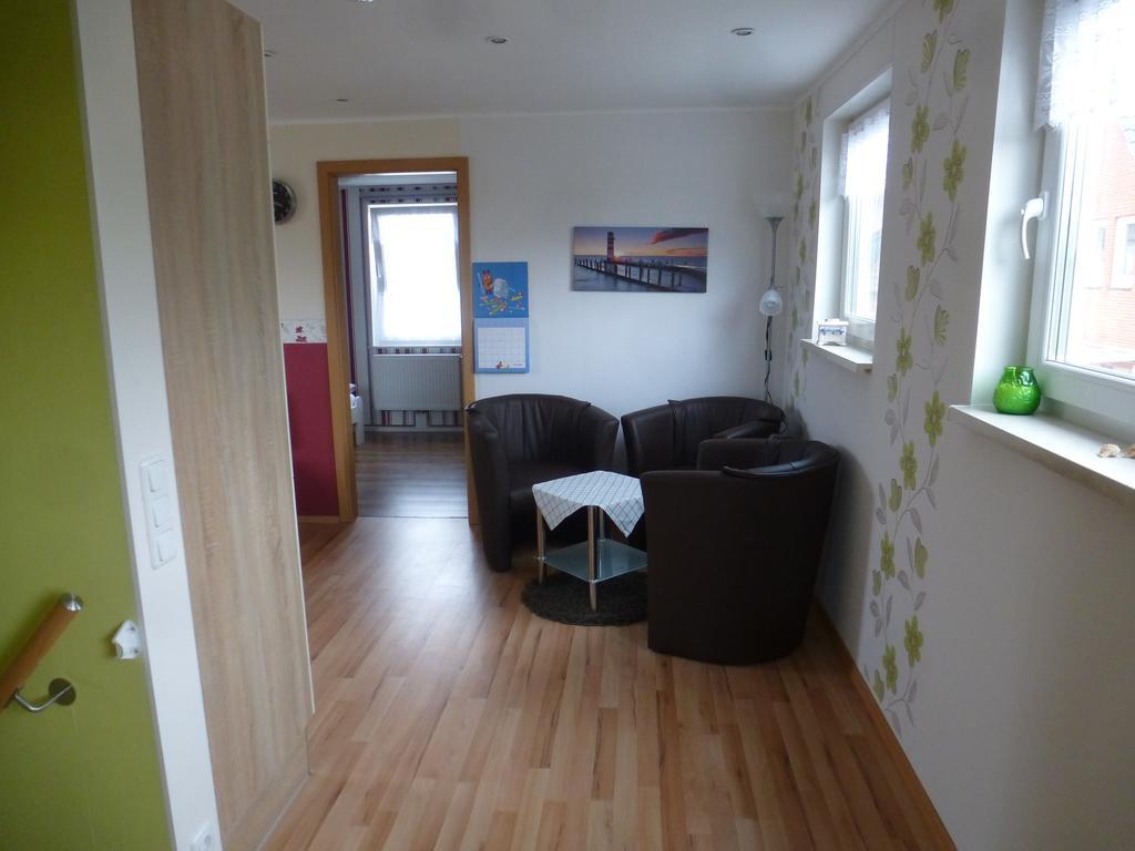 As Bi Uns To Huus Apartman Wilhelmshaven Kültér fotó
